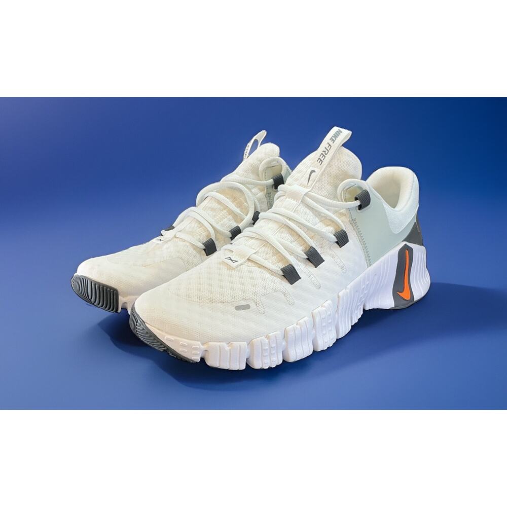Size 11 - Nike Free Metcon 5 White Bright Mandarin - Picture 4 of 7